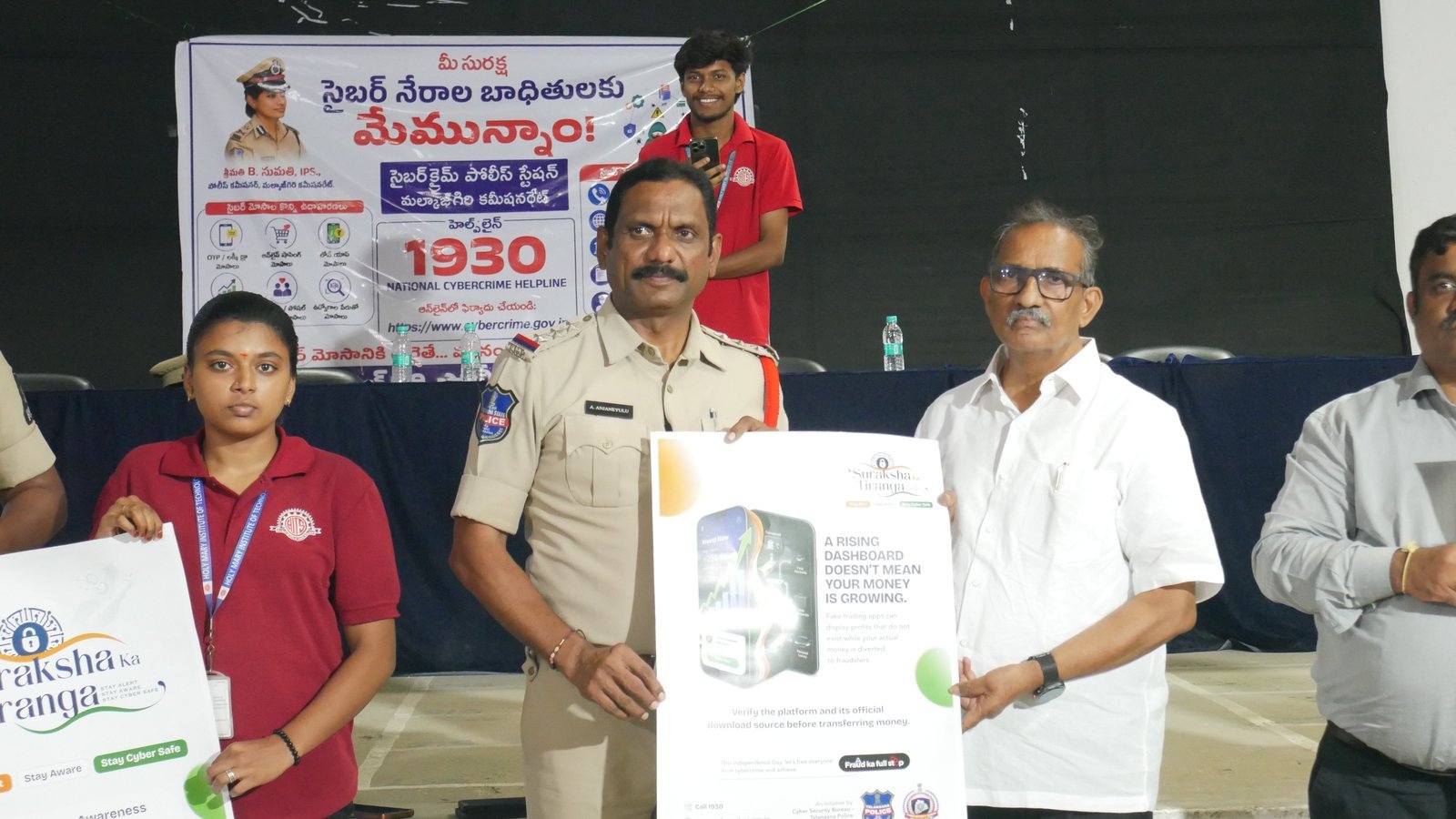 Certificate presentation at the cyber-safety awareness seminar